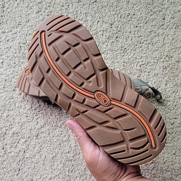 Chacos - Picture 2 of 4